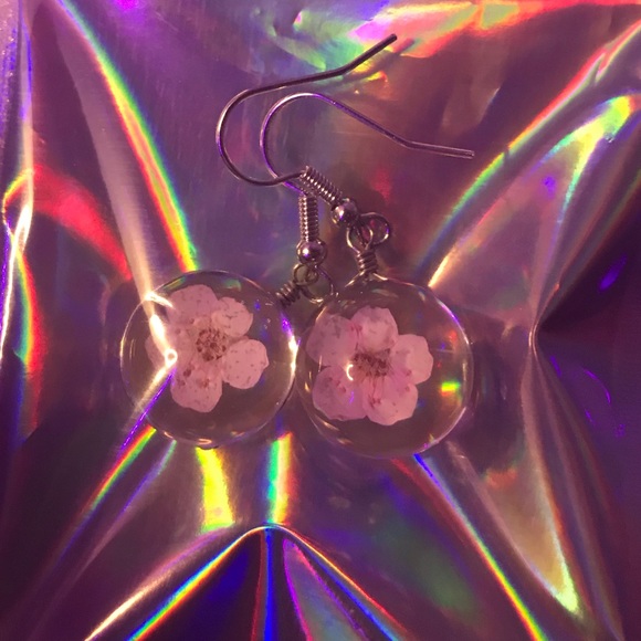 Pink Flower Earrings ! - Picture 3 of 4